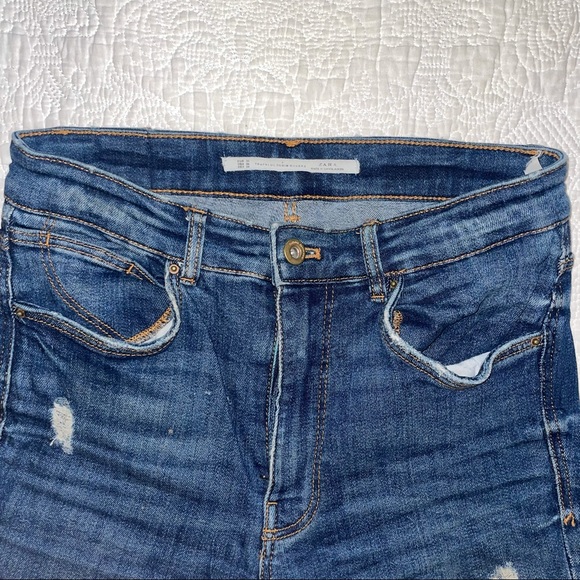 Zara trafaluc dark wash distressed skinny jeans - Picture 2 of 3